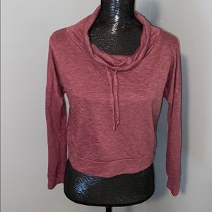 Women’s cropped long sleeve